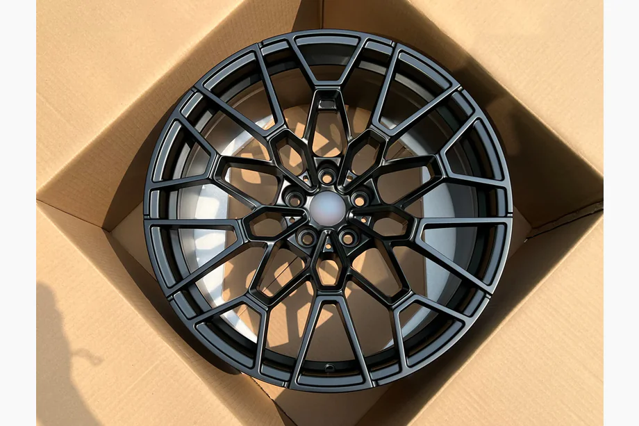 BMW 4 Series G22/23/26 2020- Geschmiedete OEM R20 V2 Felgen (4 Stk) Image