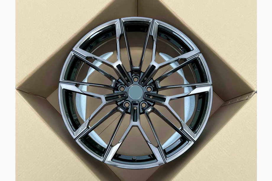 BMW X5 G05 2019–2026 Geschmiedete OEM Felgen R22 V1 (4 Stk) Image