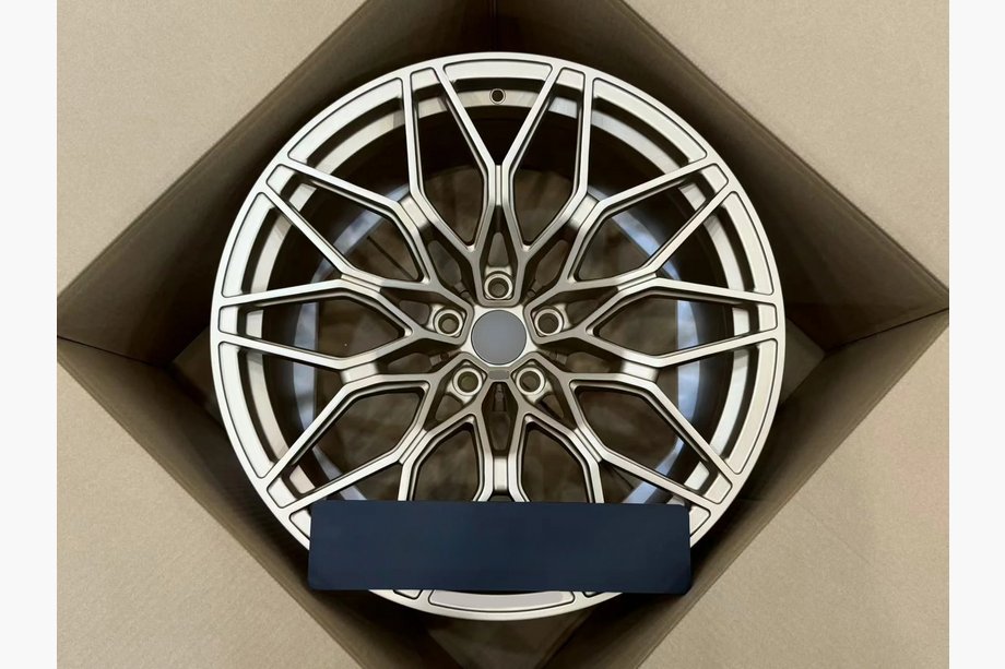 BMW 2 Series G42 2021- Geschmiedete Felgen OEM R19 R20 V3 (4 Stk) Foto 2