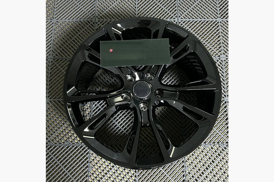Jeep Grand Cherokee WK2 2010-2021 Geschmiedete OEM R20 V2 Felgen (4 Stk) Image