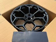 Lamborghini Urus 2018- Geschmiedete Felgen OEM R23 V4 (4 Stk) Foto 3