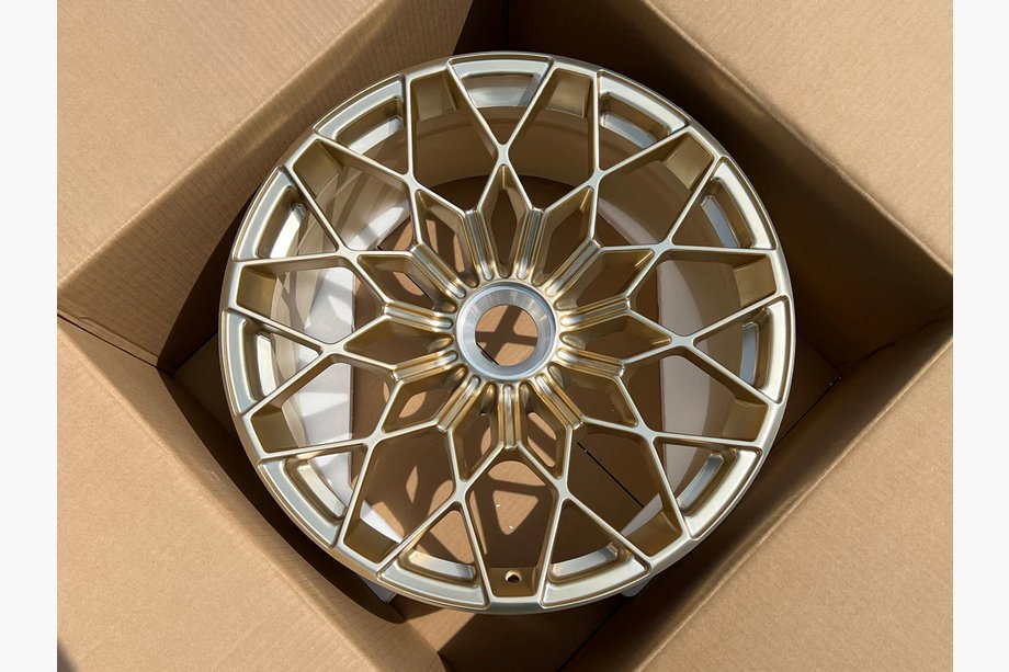 Lamborghini Huracan 2014- Geschmiedete OEM R20 V2 Felgen (4 Stk) Image