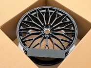 Lamborghini Urus 2018- Geschmiedete Felgen OEM R23 V7 (4 Stk) Foto 3