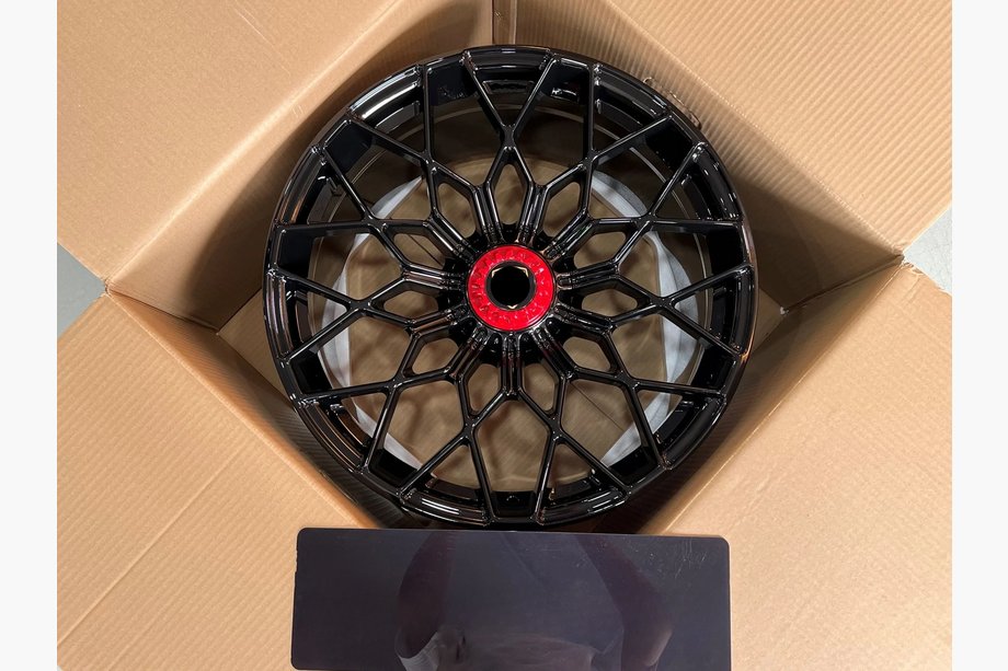 Lamborghini Huracan 2014- Geschmiedete OEM Felgen R20 R21 V1 (4 Stk) Foto 4