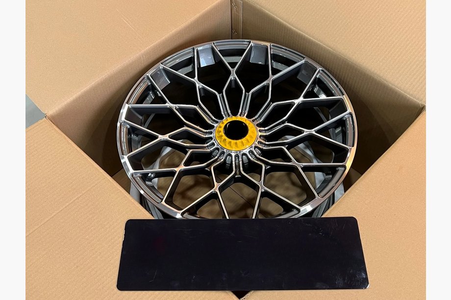 Lamborghini Huracan 2014- Geschmiedete OEM Felgen R20 R21 V1 (4 Stk) Foto 18