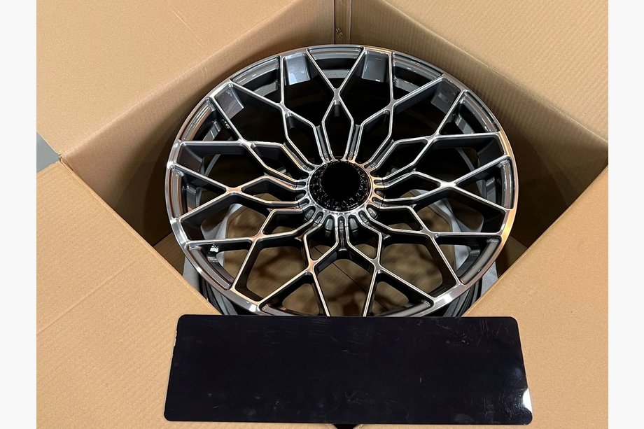 Lamborghini Huracan 2014- Geschmiedete OEM Felgen R20 R21 V1 (4 Stk) Foto 11