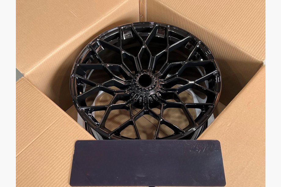 Lamborghini Huracan 2014- Geschmiedete OEM Felgen R20 R21 V1 (4 Stk) Foto 6