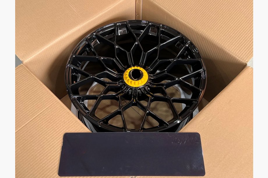 Lamborghini Huracan 2014- Geschmiedete OEM Felgen R20 R21 V1 (4 Stk) Foto 19