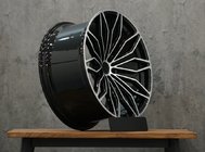 Lamborghini Urus 2018- Geschmiedete Felgen OEM R23 V10 (4 Stk) Foto 1