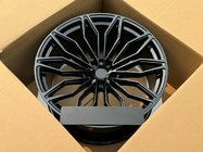 Lamborghini Urus 2018- Geschmiedete OEM R23 V12 Felgen (4 Stk) Foto 3