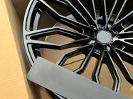 Lamborghini Urus 2018- Geschmiedete OEM R23 V12 Felgen (4 Stk) Foto 10