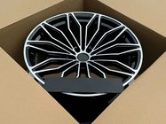 Lamborghini Urus 2018- Geschmiedete Felgen OEM R23 V13 (4 Stk) Foto 4