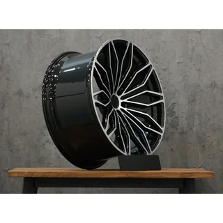 Geschmiedete Felgen OEM R23 V13 (4 Stk) Lamborghini Urus 2018- Foto 1
