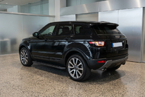 Range Rover Evoque 2012-2018 Seitenschweller RedLine Black (2 Stk., Aluminium) Foto 1