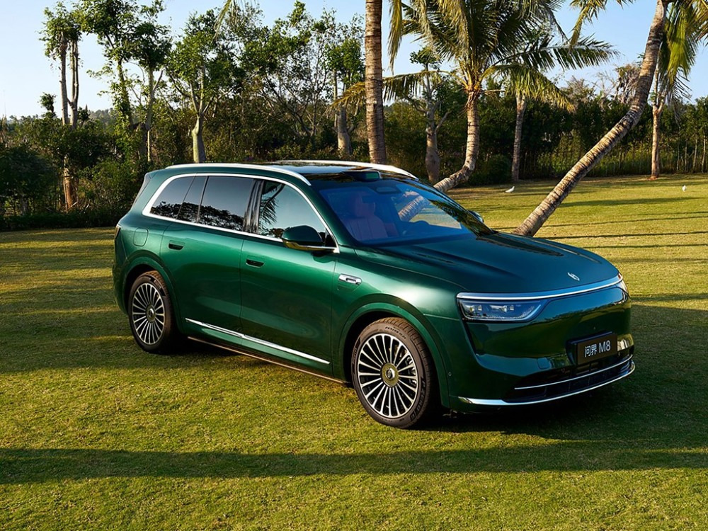 Test der elektrischen Version des SUV AITO M8
