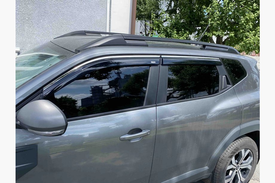 Dacia Duster 2024- Windabweiser mit Chromleiste Niken Luxury (4 Stk) Foto 5