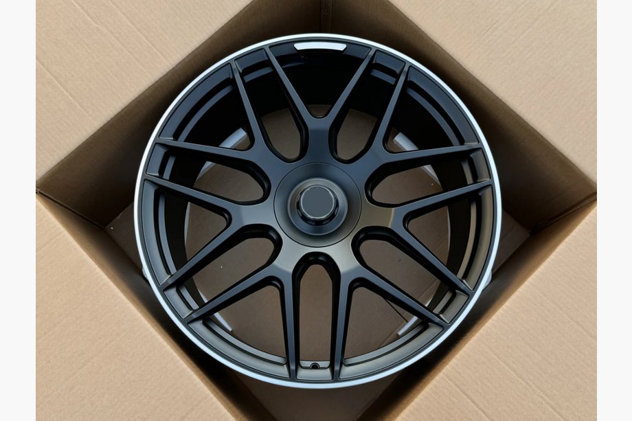Mercedes G class W463 2018-2024 Geschmiedete OEM R22 V3 Felgen (4 Stk) Image