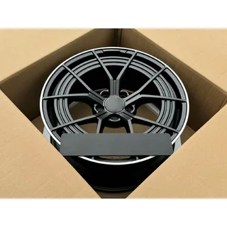 Geschmiedete OEM Felgen R19 (4 Stk) Foto 4