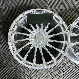 Geschmiedete OEM R21 V2 Felgen (4 Stk) Foto 1