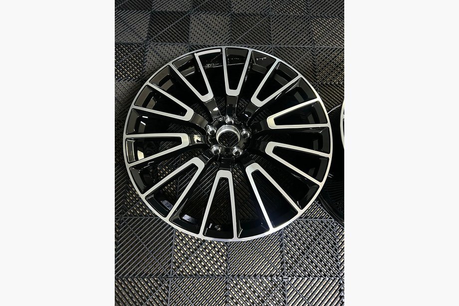 Mercedes GLE coupe C167 2019- Geschmiedete OEM Felgen R22 (4 Stk) Image