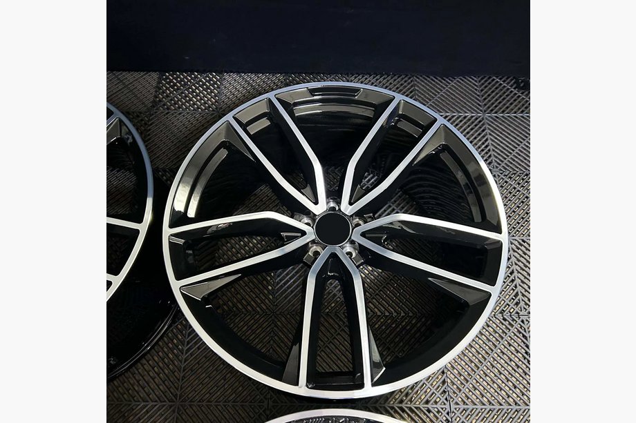 Mercedes GLS X167 2019- Geschmiedete Felgen OEM R23 V5 (4 Stk) Image