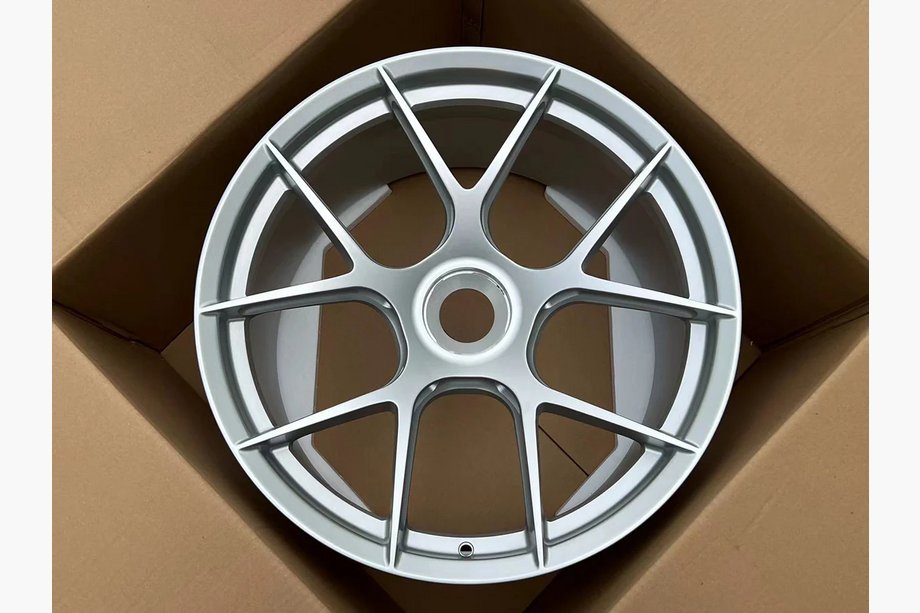 Porsche 911 (992) 2018– Geschmiedete OEM Felgen R20 R21 V14 (4 Stk) Image
