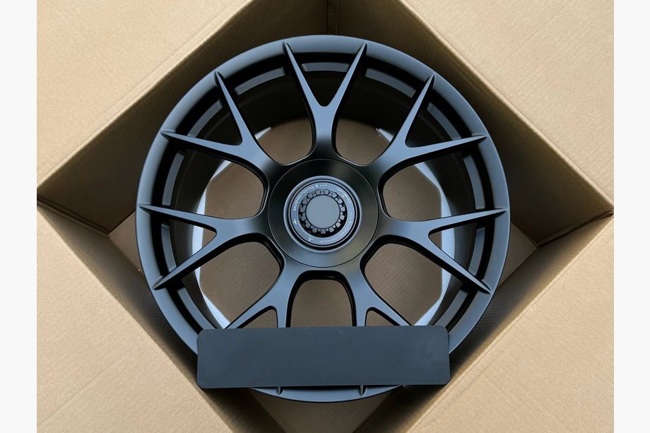 Porsche 911 (991) 2011–2019 Geschmiedete OEM Felgen R20 V1 (4 Stk) Image