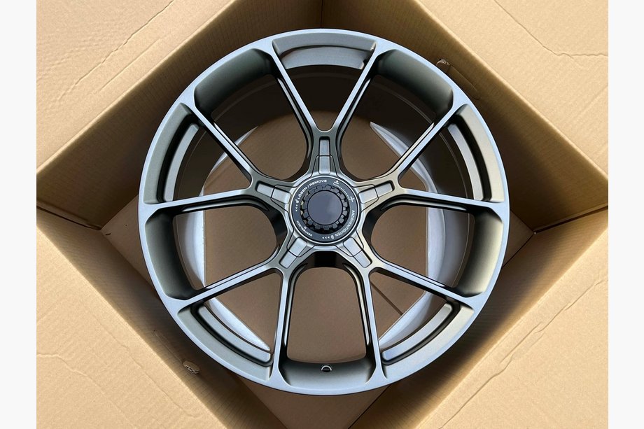 Porsche 911 (992) 2018– Geschmiedete OEM Felgen R20 R21 V19 (4 Stk) Image