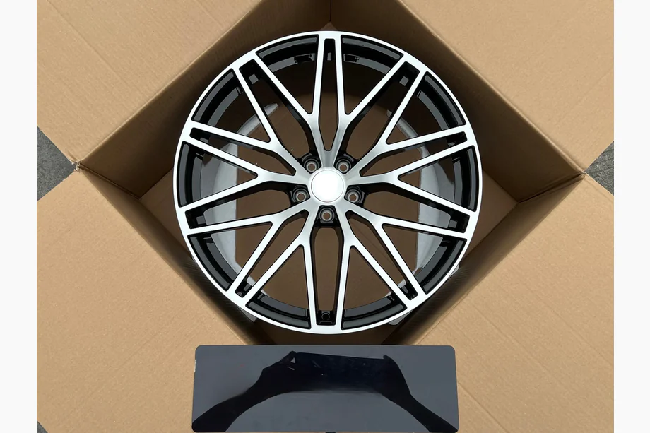 Porsche Macan 2014-2024 Geschmiedete OEM R21 V2 Felgen (4 Stk) Image