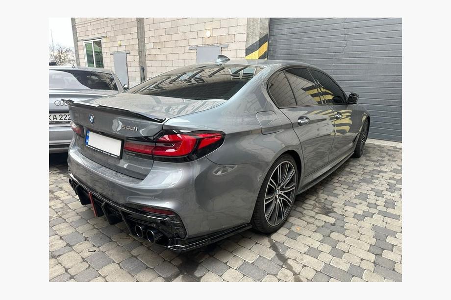 BMW 5er G30/G31 2017–2023 Heckdiffusor mit Endrohrblenden im BMP-Style (für M-Sport/M5 F90) Foto 2