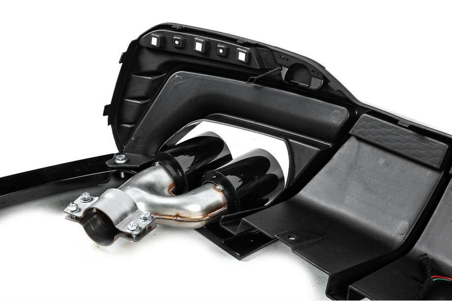 BMW 5er G30/G31 2017–2023 Heckdiffusor mit Endrohrblenden im BMP-Style (für M-Sport/M5 F90) Foto 16