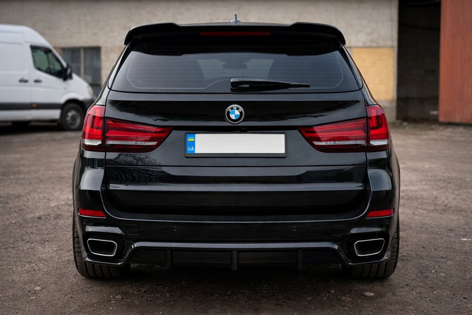 BMW X5 F15 2013-2018 Heckdiffusor Black Warrior (für M-Sport) Image