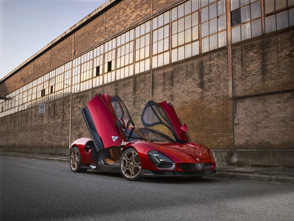 Test des Alfa Romeo 33 Stradale 2023