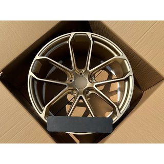Geschmiedete OEM Felgen R22 V7 (4 Stk) Foto 1