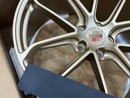 Porsche Cayenne 2018- Geschmiedete OEM Felgen R22 V10 (4 Stk) Foto 10