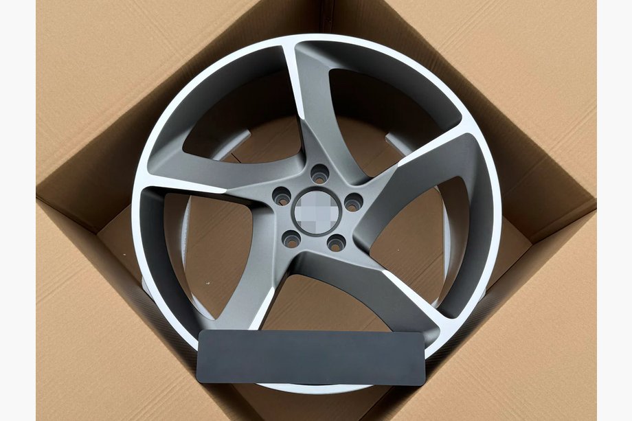Porsche Taycan 2019- Geschmiedete Felgen OEM R21 V4 (4 Stk) Image