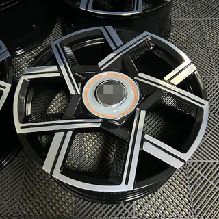 Geschmiedete OEM R22 V6 Felgen (4 Stk) Rolls-Royce Cullinan 2018- Foto 3