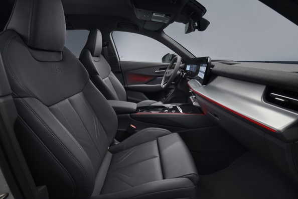 Audi Q3 Sportback 2025 der dritten Generation: Stilvolles Premium-Crossover-Coupé Foto 5