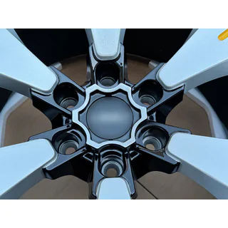 Geschmiedete OEM R20 V2 Felgen (4 Stk) Foto 4