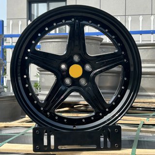 Geschmiedete OEM Felgen R19 V1 (4 Stk) Foto 1