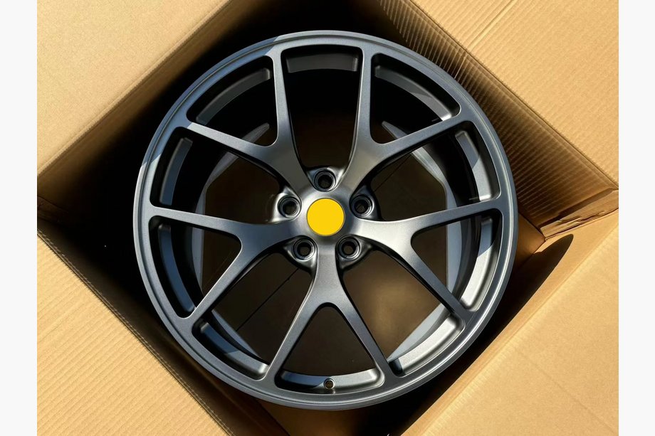 Ferrari 599 GTB Fiorano Geschmiedete OEM R20 V2 Felgen (4 Stk) Image