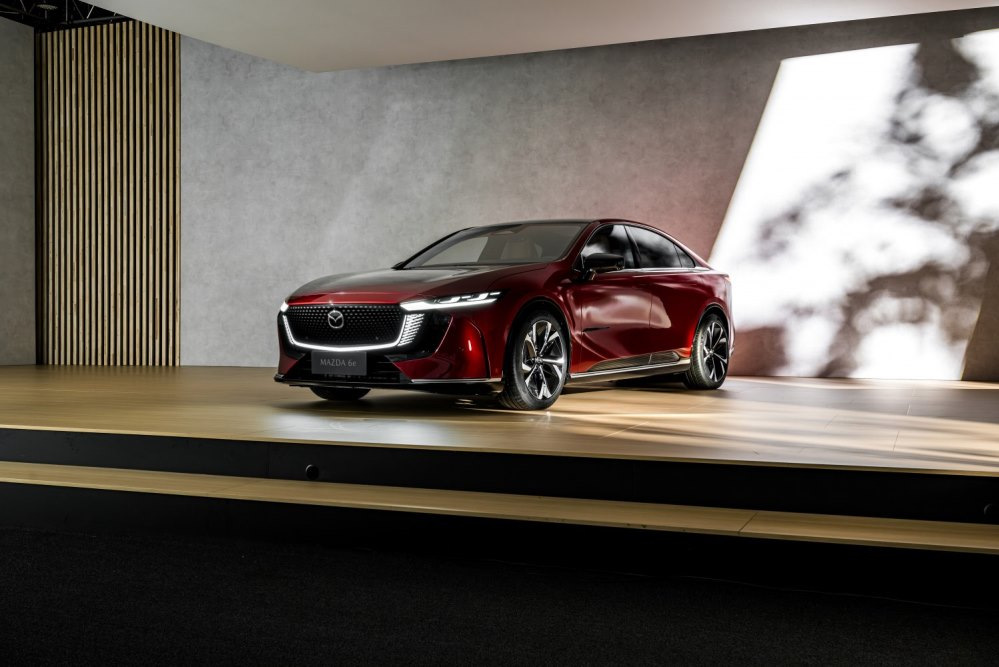 Mazda 6e im Test: Technische Daten, Ausstattung und Fotos