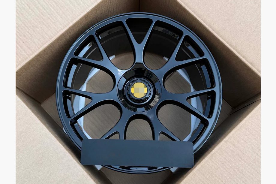 Ferrari 599 GTB Fiorano Geschmiedete OEM Felgen R20 V4 (4 Stk) Image
