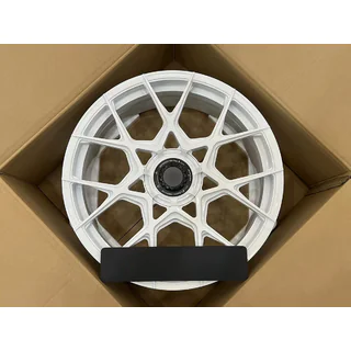 Geschmiedete OEM R20 V2 Felgen (4 Stk) Foto 1