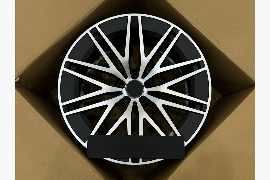 Lexus LFA 2010–2013 Geschmiedete OEM Felgen R20 V4 (4 Stk) Image