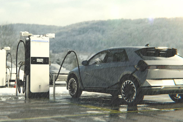 Elektroauto im Regen: Sicherheit und Fahrhinweise