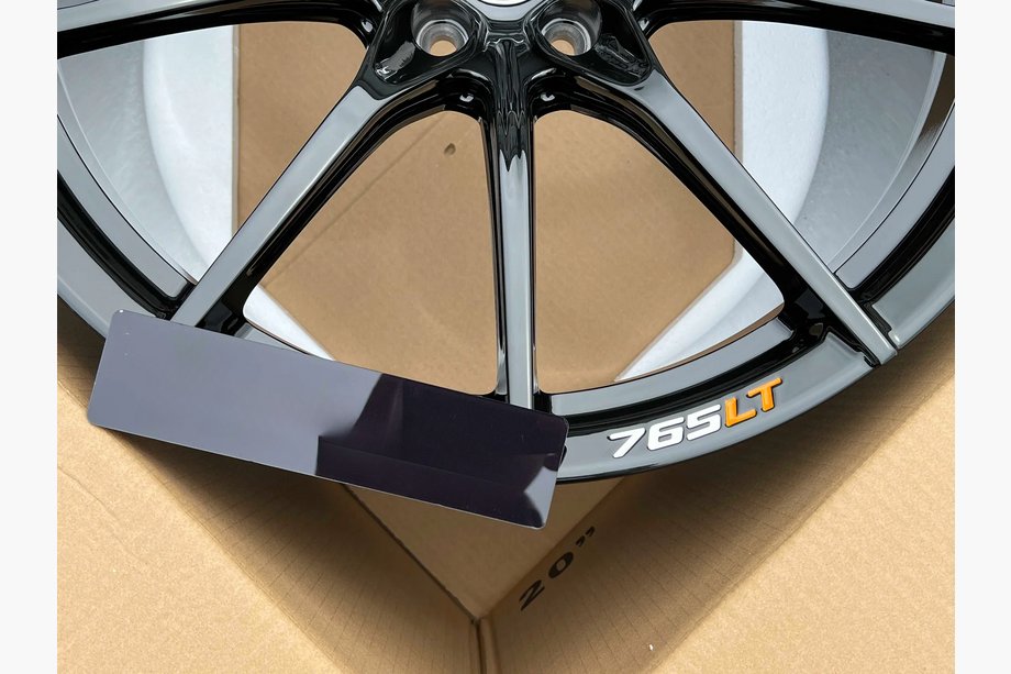 McLaren 765LT Geschmiedete OEM Felgen R19 R20 V1 (4 Stk) Foto 3