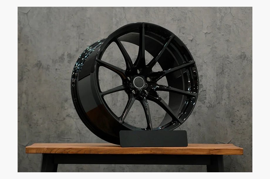 McLaren 540C/570S 2015-2020 Geschmiedete OEM Felgen R19 R20 V2 (4 Stk) Image