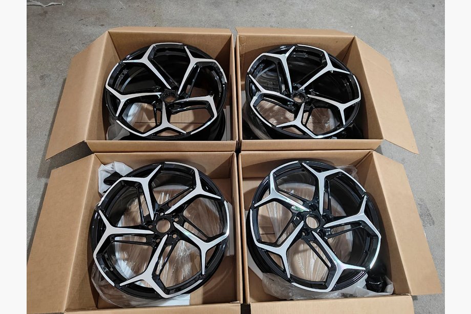 McLaren GT Geschmiedete OEM Felgen R19 R20 (4 Stk) Foto 11