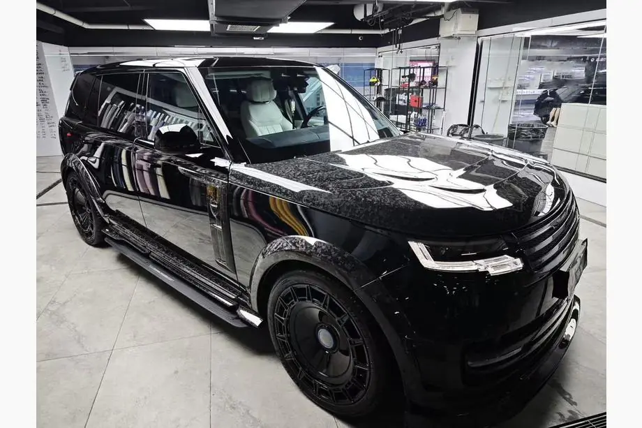 Range Rover V L460 2021- MNSR Carbon Bodykit (Geschmiedet) Image